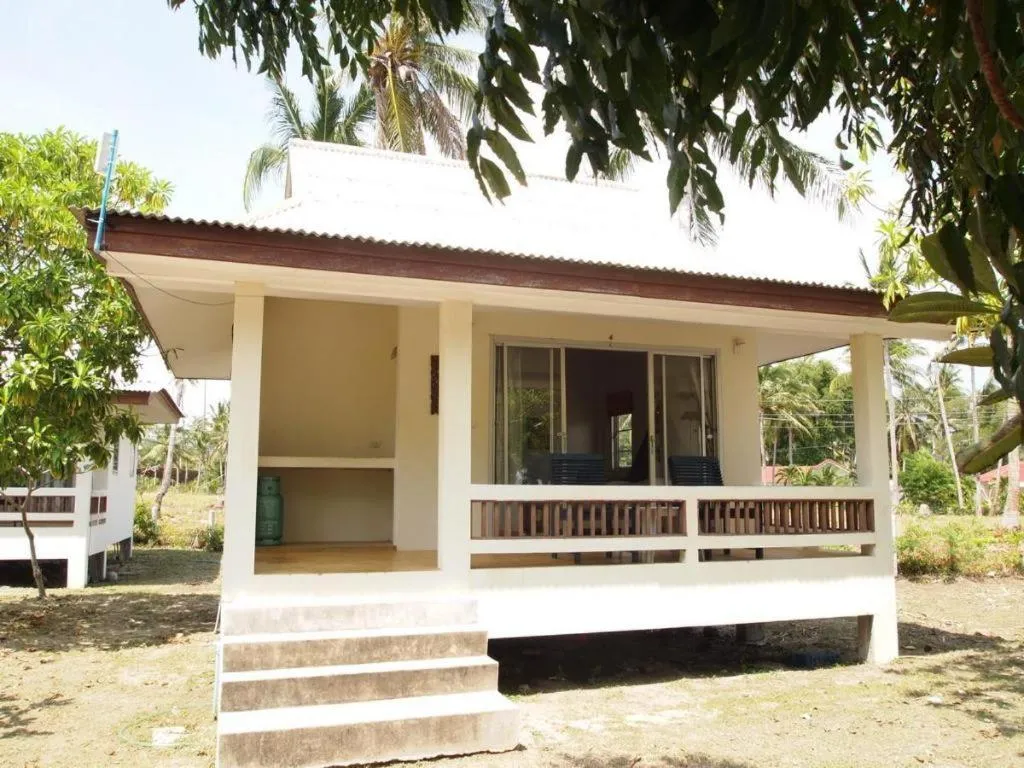 Jinta Beach Bungalow