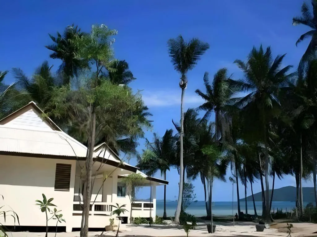 Jinta Beach Bungalow