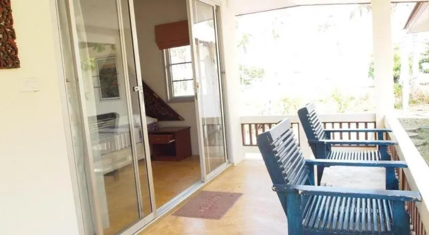 Jinta Beach Bungalow