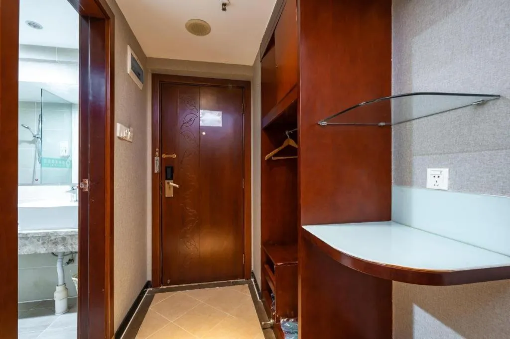 GreenTree Inn Nanning Langdong Hotel