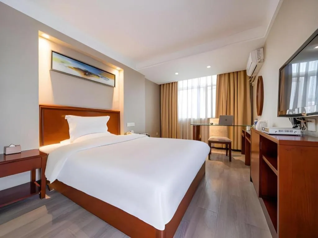 Bed in GreenTree Inn Nanning Langdong Hotel
