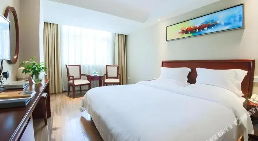Bed in GreenTree Inn Nanning Langdong Hotel Bed in GreenTree Inn Nanning Langdong Hotel