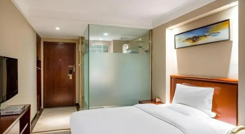 Bed in GreenTree Inn Nanning Langdong Hotel Bed in GreenTree Inn Nanning Langdong Hotel