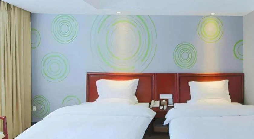 Bed in GreenTree Inn Nanning Langdong Hotel