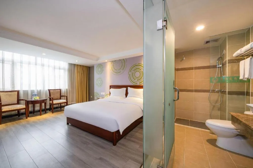 Bed in GreenTree Inn Nanning Langdong Hotel