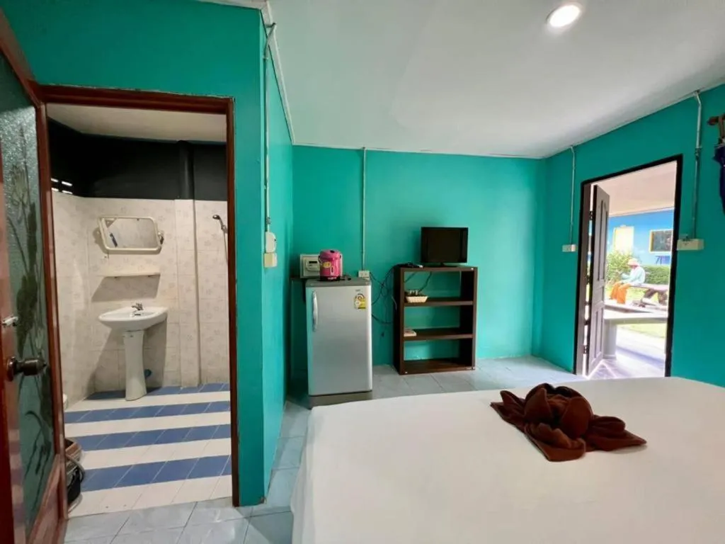 Greenplace-Samed Seahorse