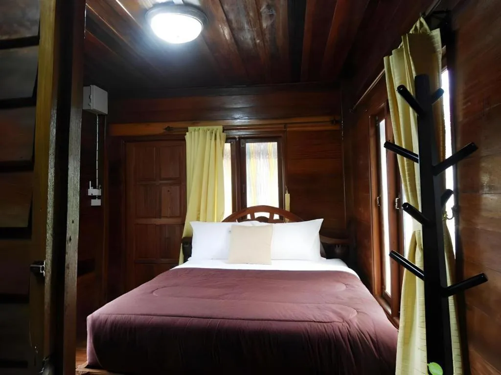 Bed in Greenplace-Samed Seahorse