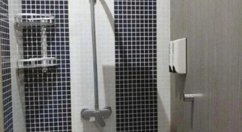 Shanghai Blue Mountain Bund Youth Hostel