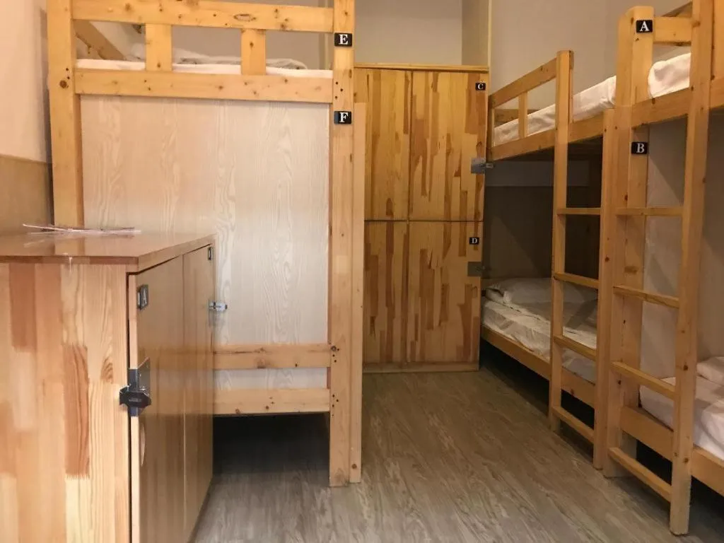 Bed in Shanghai Blue Mountain Bund Youth Hostel