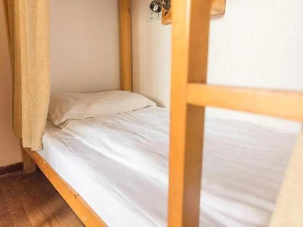 Bed in Shanghai Blue Mountain Bund Youth Hostel