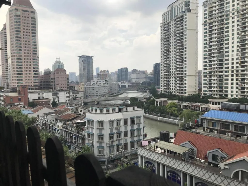 Shanghai Blue Mountain Bund Youth Hostel