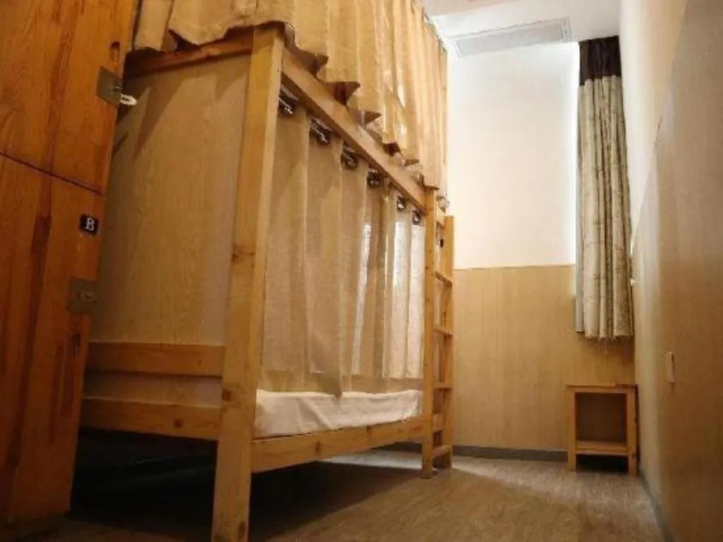 Bed in Shanghai Blue Mountain Bund Youth Hostel