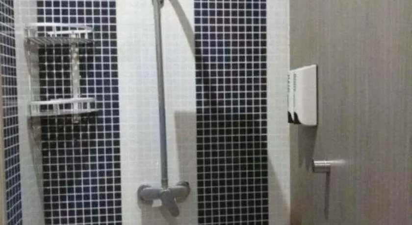 Shanghai Blue Mountain Bund Youth Hostel