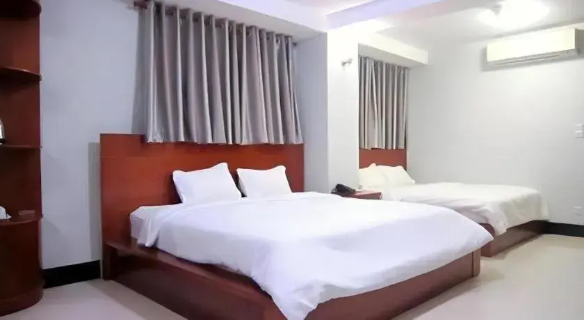 Bed in An Dong Center Hotel Chinatown Saigon Bed in An Dong Center Hotel Chinatown Saigon