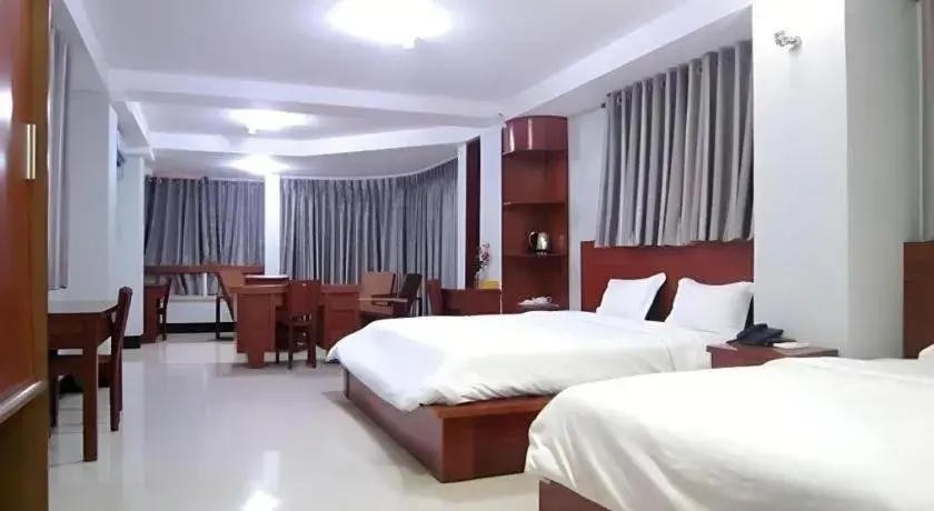 Bed in An Dong Center Hotel Chinatown Saigon Bed in An Dong Center Hotel Chinatown Saigon