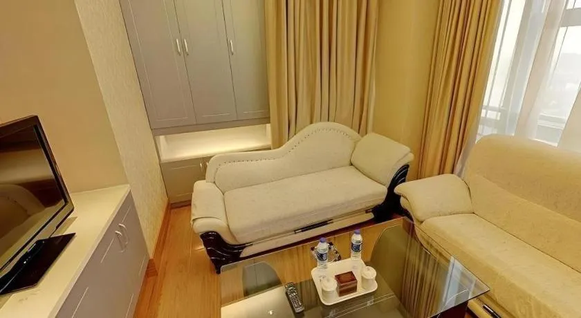 Starway Hotel Hongqiao Junction Center Branch