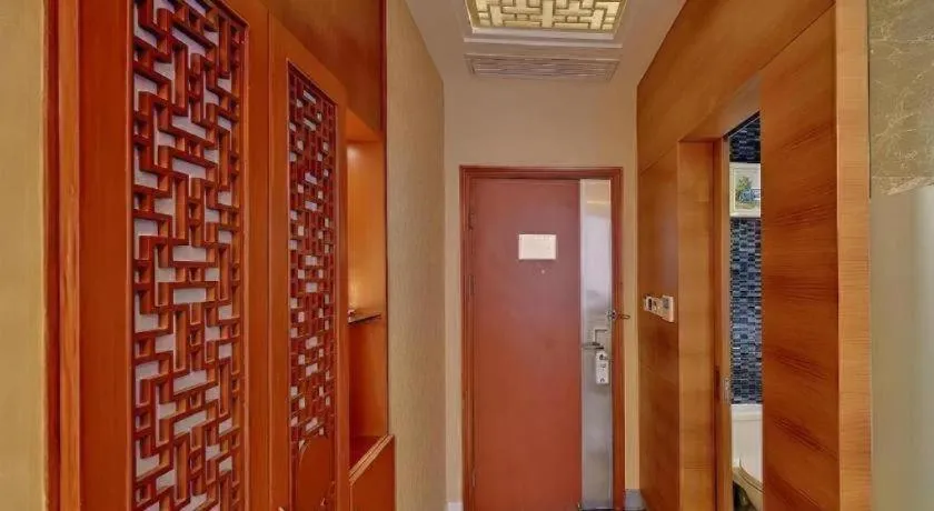 Starway Hotel Hongqiao Junction Center Branch