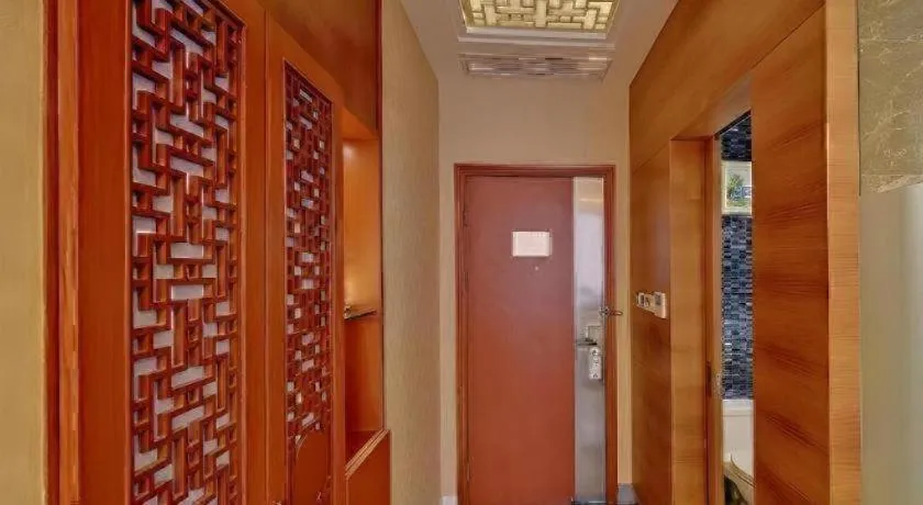 Starway Hotel Hongqiao Junction Center Branch