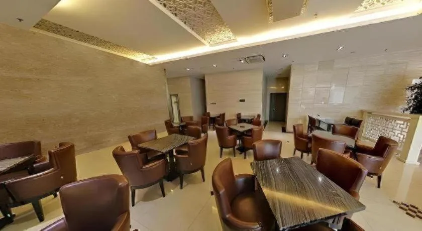 Starway Hotel Hongqiao Junction Center Branch