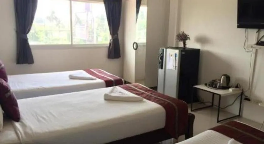 Bed in Phet Cha-am Plaza&Resort