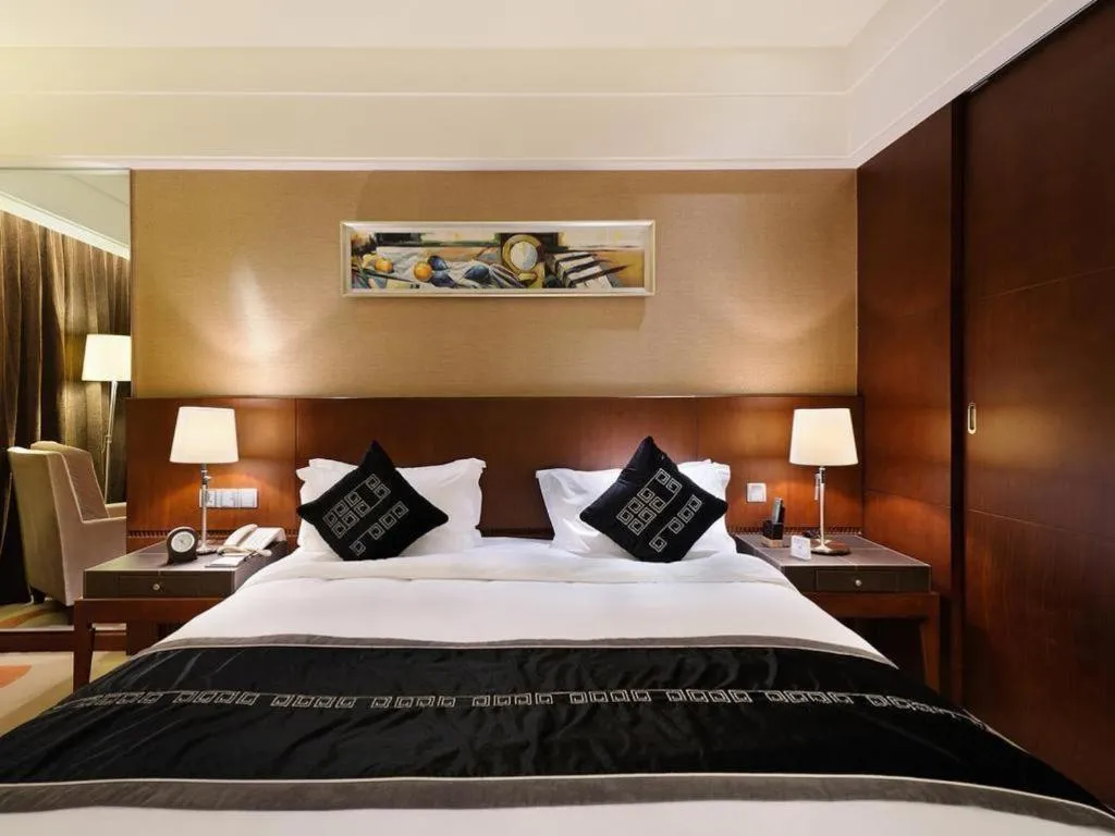 Bed in Putian Depo Hotel