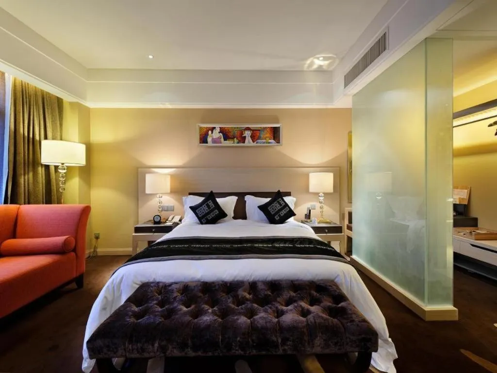 Bed in Putian Depo Hotel