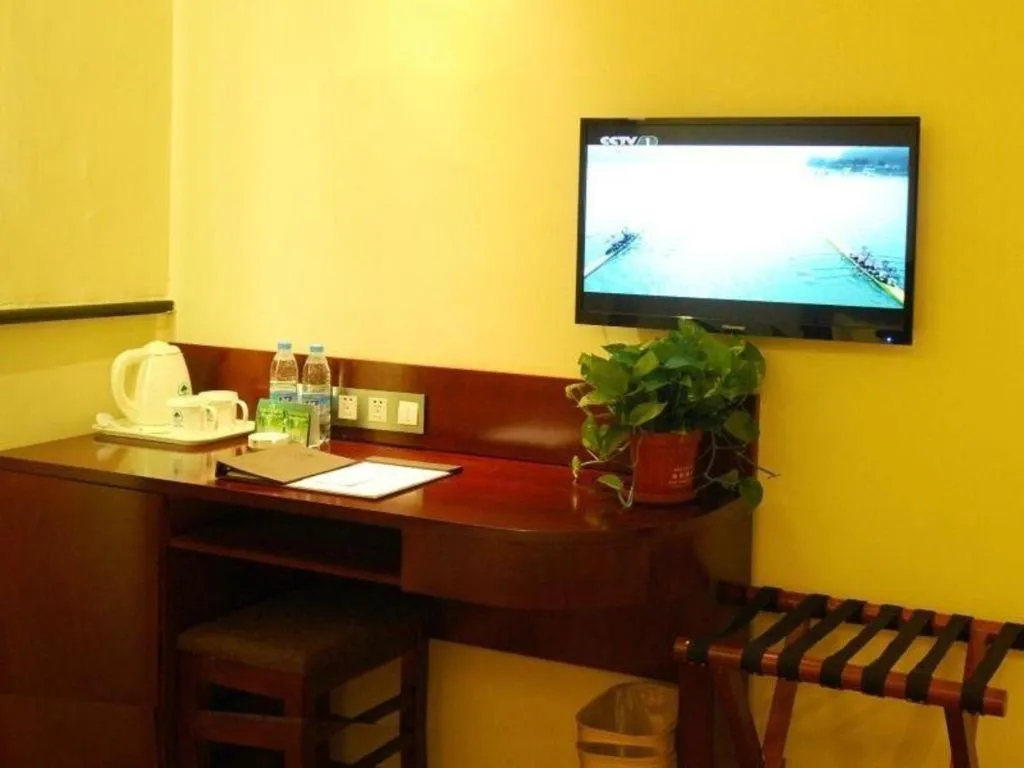 GreenTree Inn Shanghai Minhang Development Zone Subway Station Business Hotel