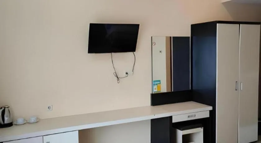 Raz Hotel and Convention