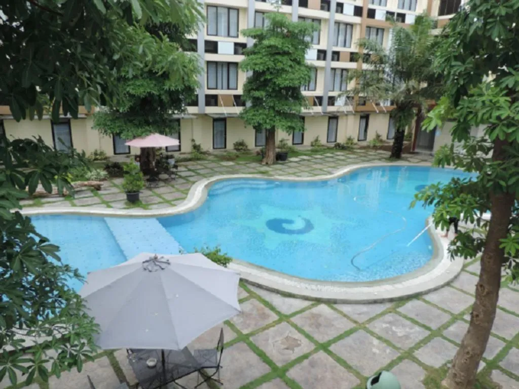 Dewarna Hotel and Convention Bojonegoro