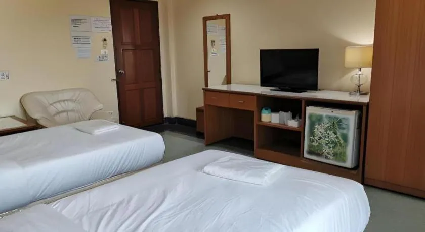 Bed in Hihotel Saraburi