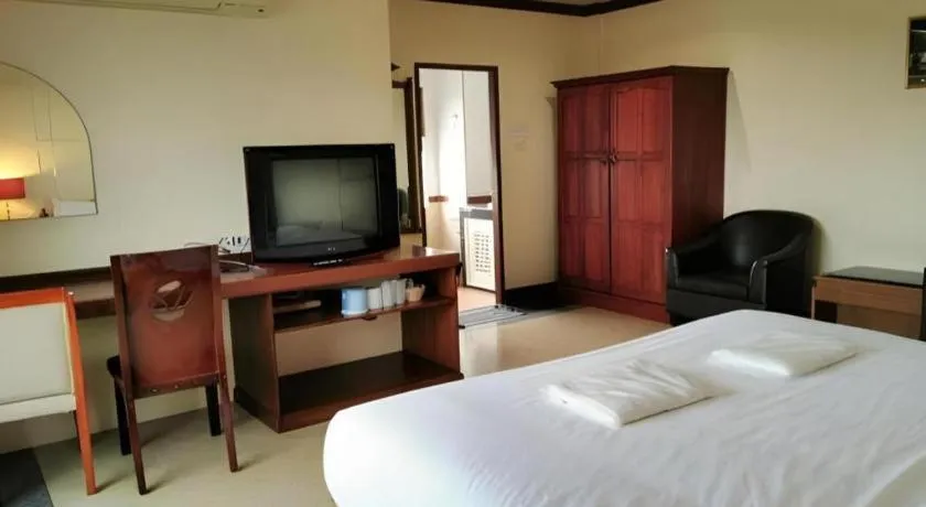 Bed in Hihotel Saraburi