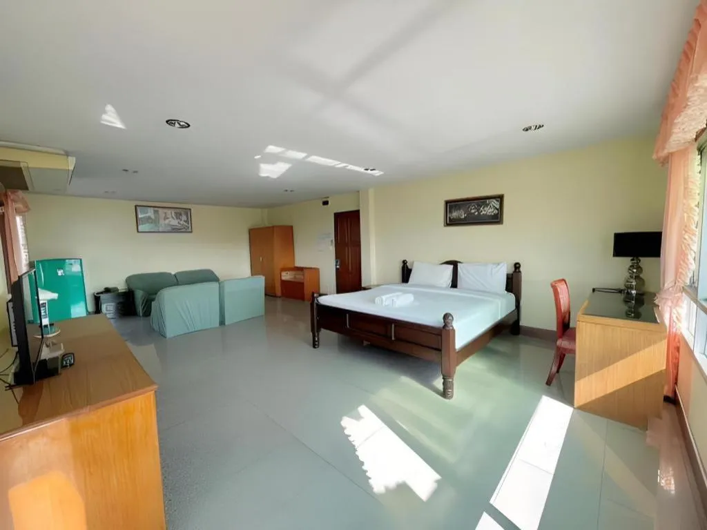 Bed in Hihotel Saraburi