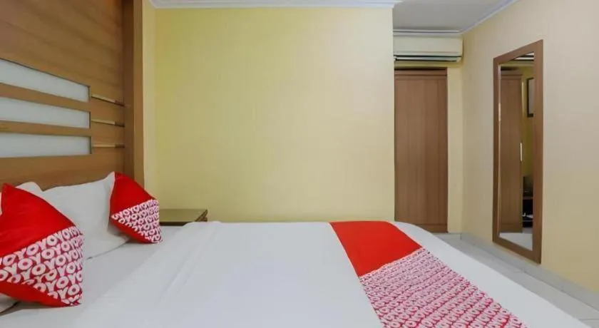 Bed in Hotel Senen Indah Syariah