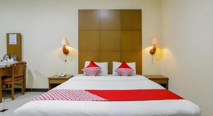 Bed in Hotel Senen Indah Syariah