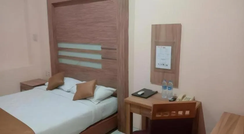 Bed in Hotel Senen Indah Syariah