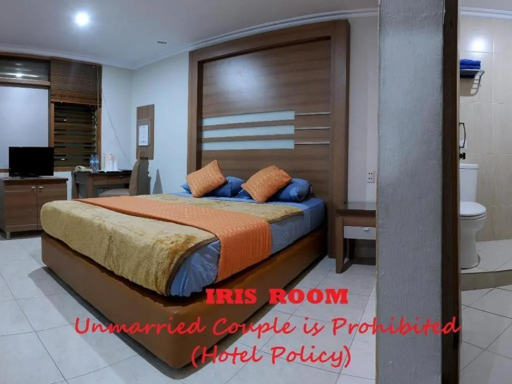 Bed in Hotel Senen Indah Syariah