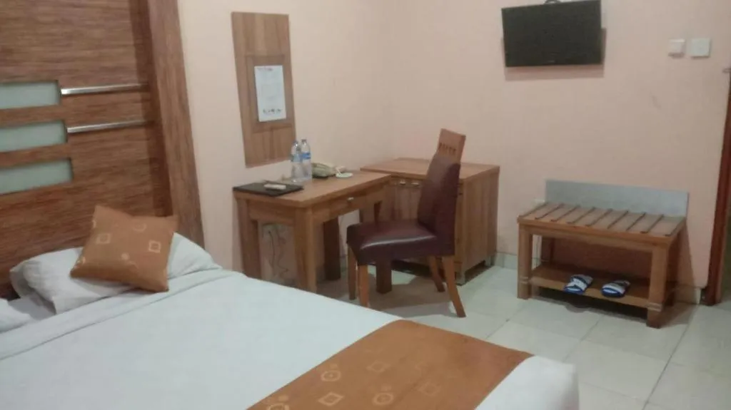 Bed in Hotel Senen Indah Syariah