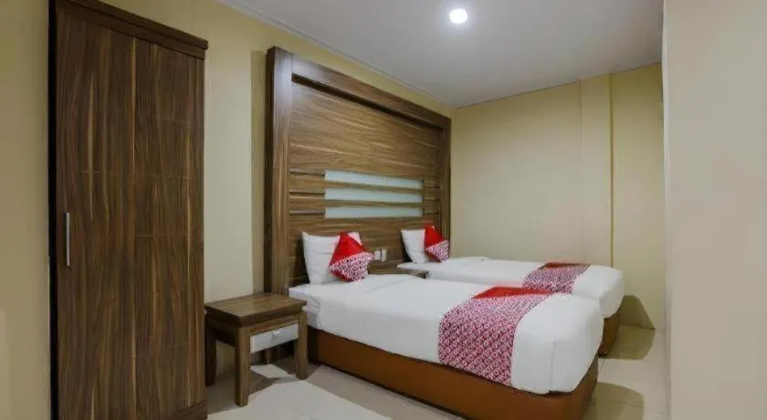 Bed in Hotel Senen Indah Syariah
