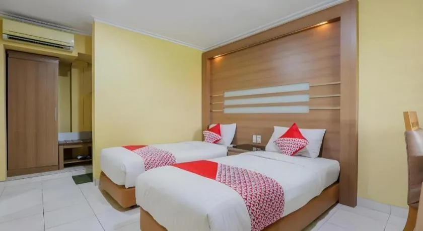 Bed in Hotel Senen Indah Syariah