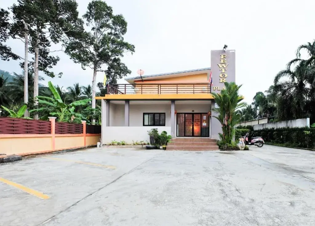 Fewtor Place Fewtor Place