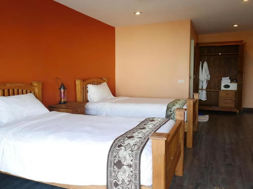 Bed in Phaphoom Boutique Residence