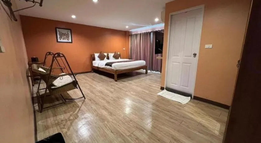 Bed in Phaphoom Boutique Residence