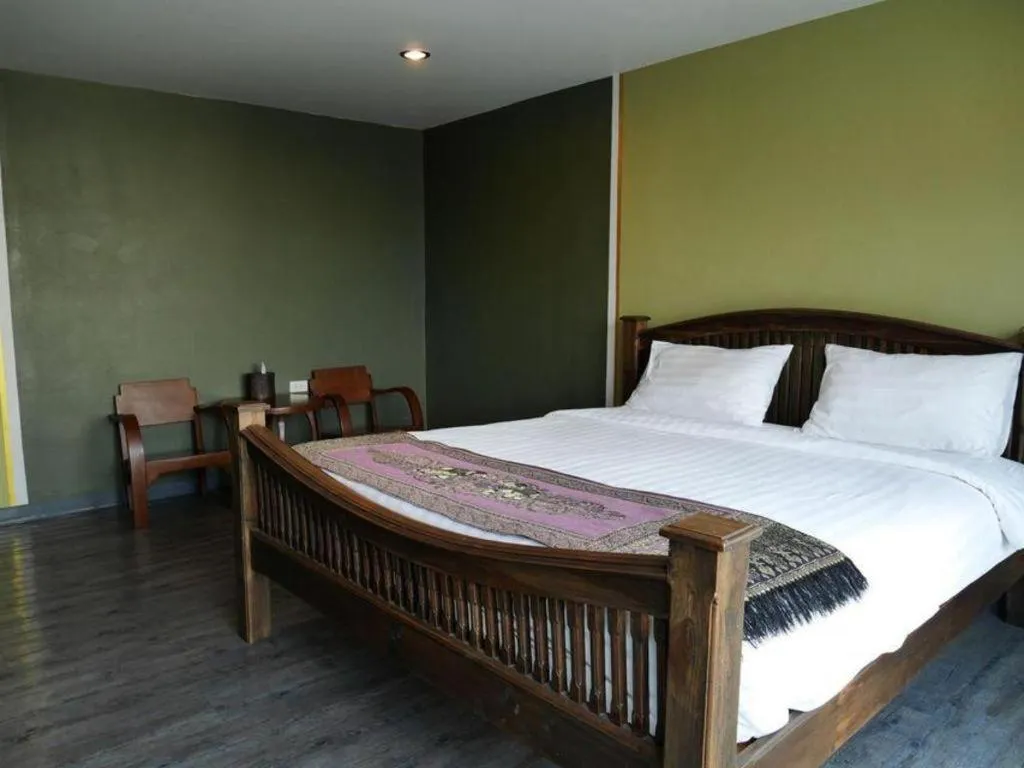 Bed in Phaphoom Boutique Residence