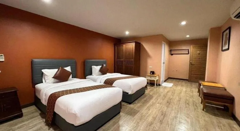 Bed in Phaphoom Boutique Residence