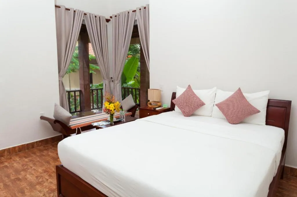 Bed in Castaways Resort Phu Quoc