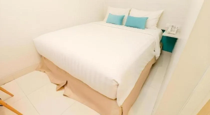 Bed in Makassar Beach Inn