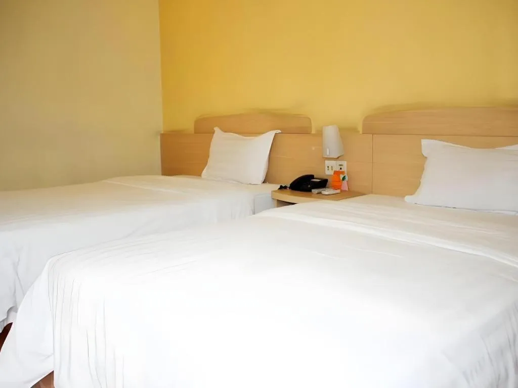 Bed in 7 Days Inn Changsha Pedestrian Street Nanmenkou Metro Station