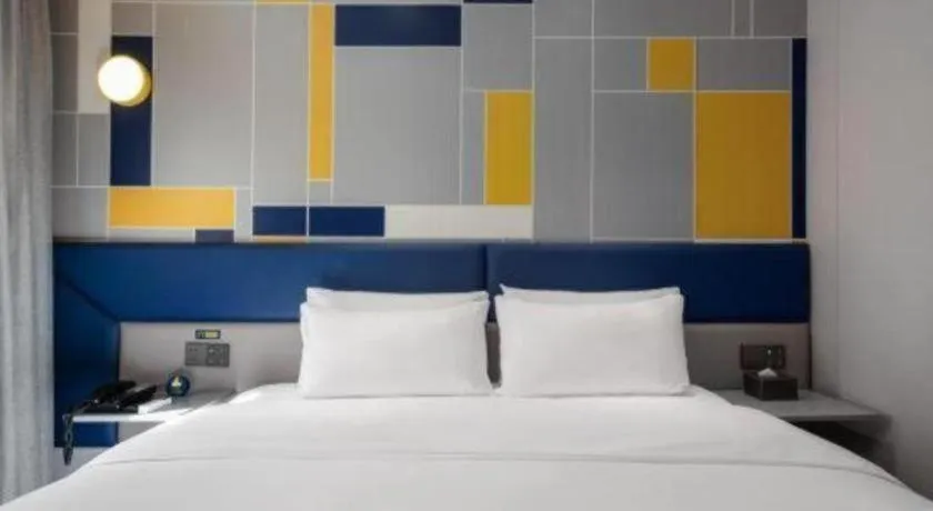 Bed in 7 Days Inn Changsha Pedestrian Street Nanmenkou Metro Station