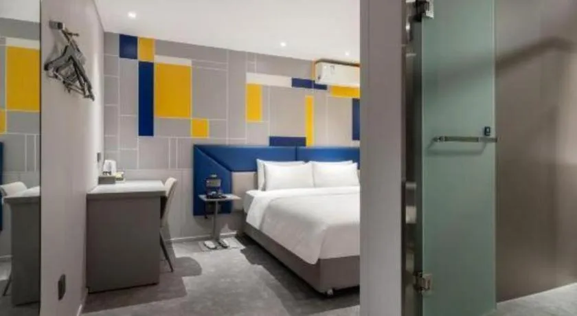 Bed in 7 Days Inn Changsha Pedestrian Street Nanmenkou Metro Station