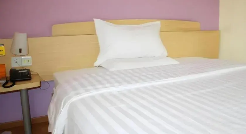 Bed in 7 Days Inn Changsha Pedestrian Street Nanmenkou Metro Station Bed in 7 Days Inn Changsha Pedestrian Street Nanmenkou Metro Station
